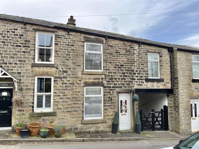 Cottage for sale in Charlesworth, East Midlands