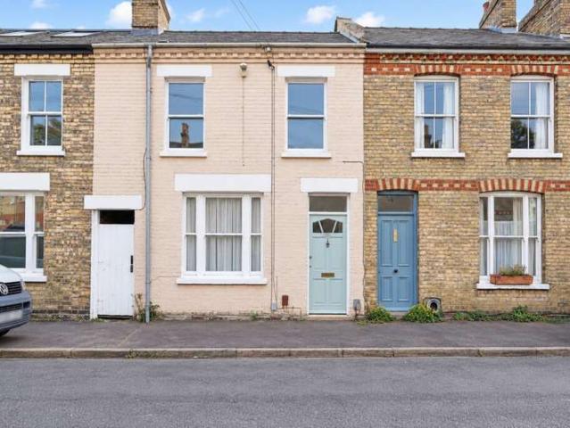 Cottage for sale in Romsey, Cambridge