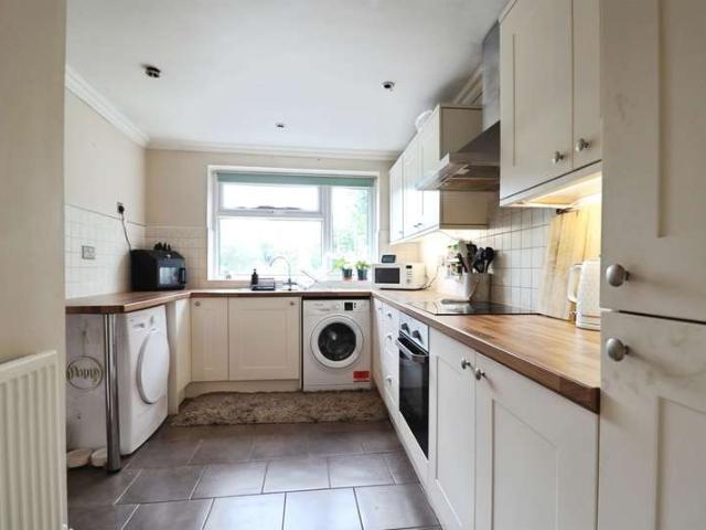 Cottage for sale in Taffs Well, Wales