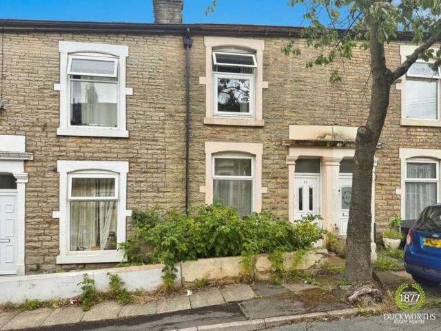 Cottage for sale in Knowle Fold, Darwen