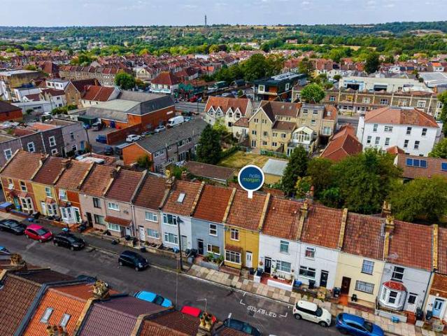 Cottage for sale in Fishponds, Bristol
