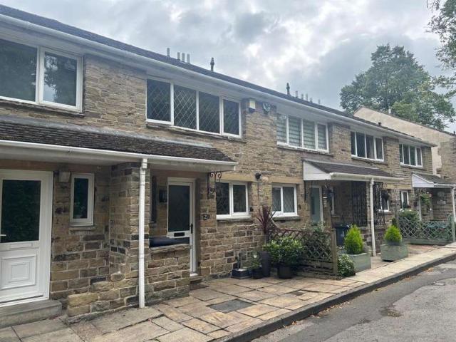 Cottage for sale in Lindley, West Yorkshire