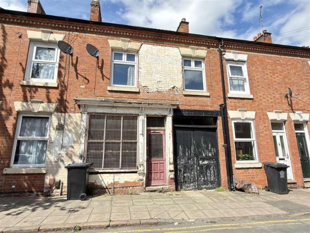 Cottage for sale in Highfields, Old Wharf