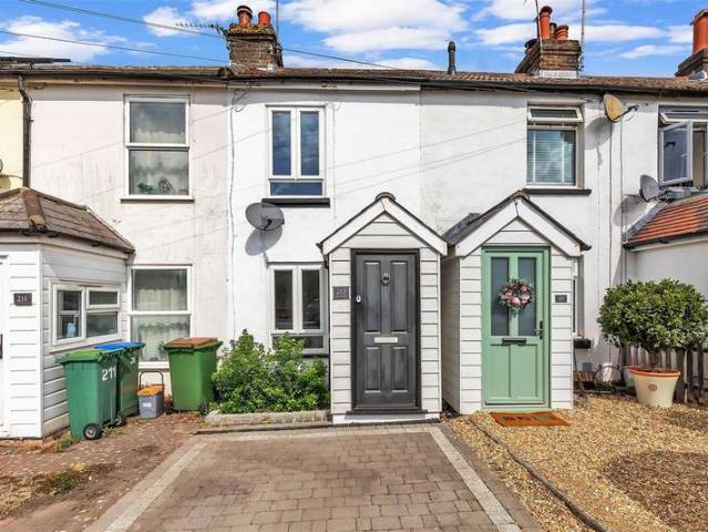 Cottage for sale in North Horsham, Horsham