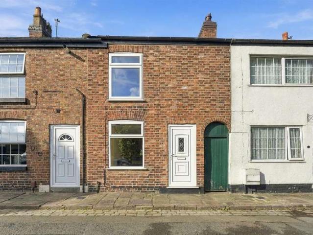 Cottage for sale in Moss Rose, Macclesfield
