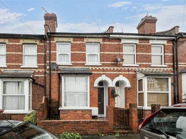 Cottage for sale in Reading