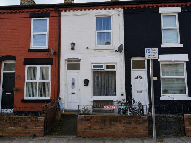 Cottage for sale in Calderstones
