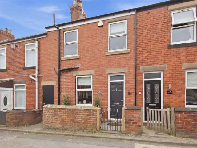 Cottage for sale in Loundsley Green, East Midlands