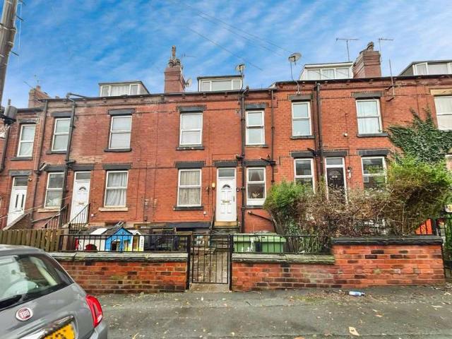 Cottage for sale in Hunslet, West Yorkshire