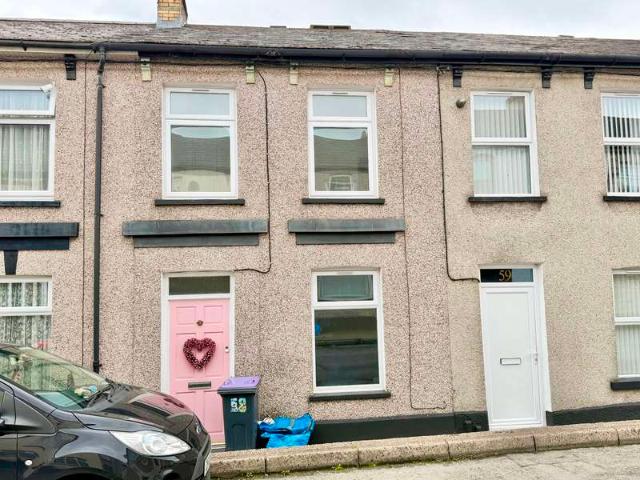 Cottage for rent in Sebastopol, Pontypool