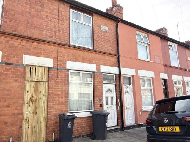 Cottage for sale in Latimer, Leicester