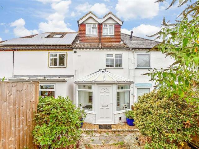 Cottage for sale in Prinsted, Littlecote