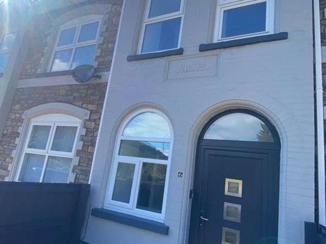 Cottage for rent in Cwm, Wales