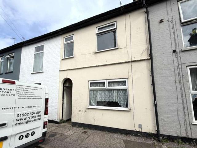 Cottage for sale in Lowestoft, East Suffolk