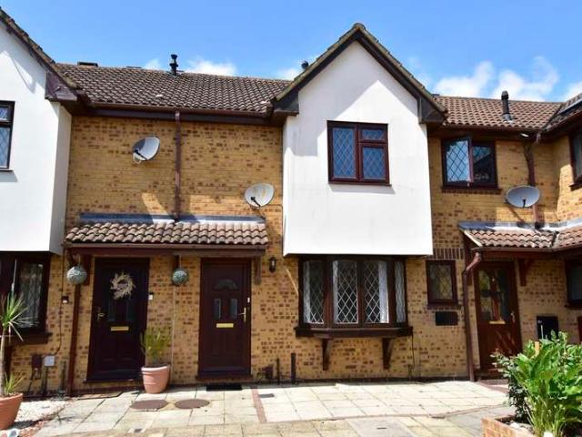 Cottage for sale in North Watford, Hertfordshire