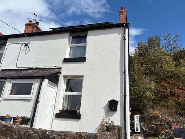 Cottage for sale in Llysfaen, Wales