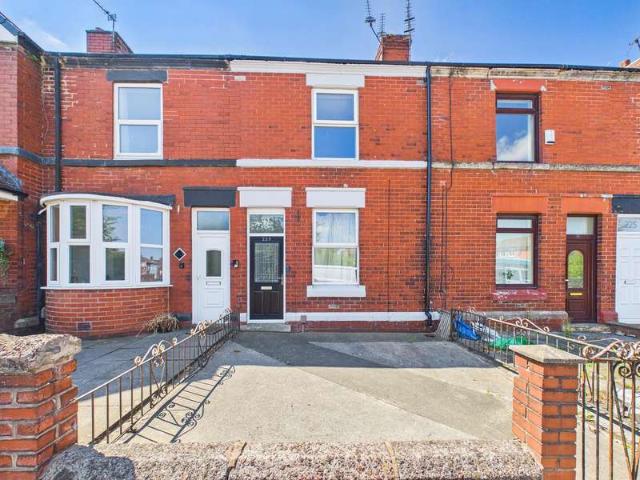 Cottage for sale in Pewfall, Haydock