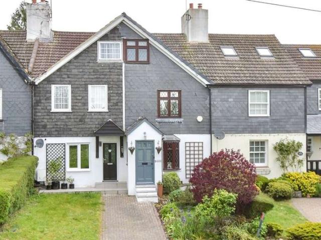 Cottage for sale in The Butts, Kent