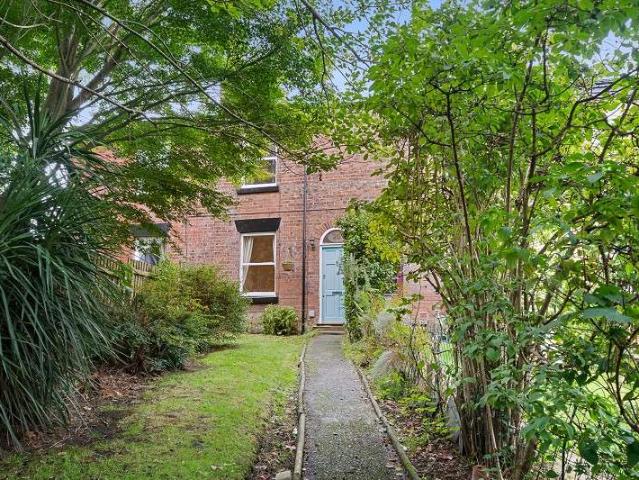Cottage for sale in Calderstones