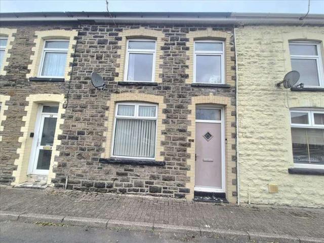 Cottage for sale in Porth, Wales
