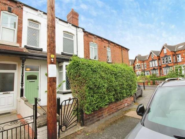 Cottage for sale in Whitkirk, Colton