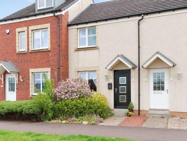 Cottage for sale in Bishopton, Scotland