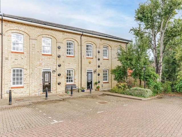 Cottage for sale in Hertford, Colliers End