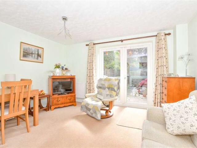 Cottage for sale in Allington, Maidstone