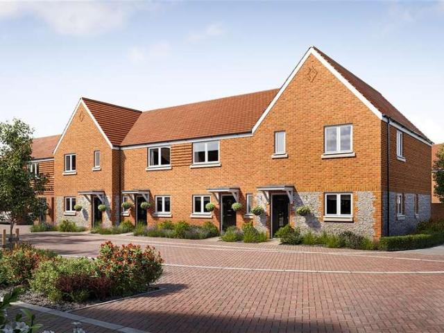 Cottage for sale in Midway, Kent