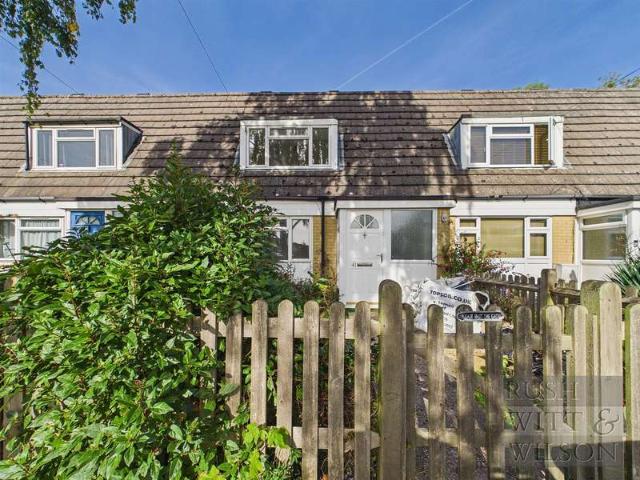 Cottage for sale in Peasmarsh, Rother