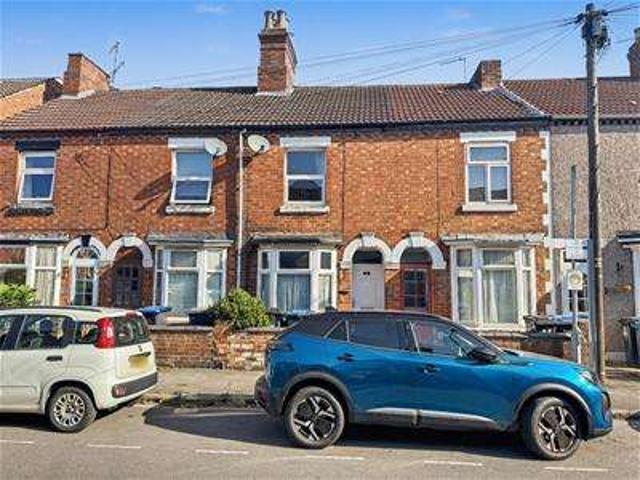 Cottage for sale in Hillmorton Paddox, New Bilton