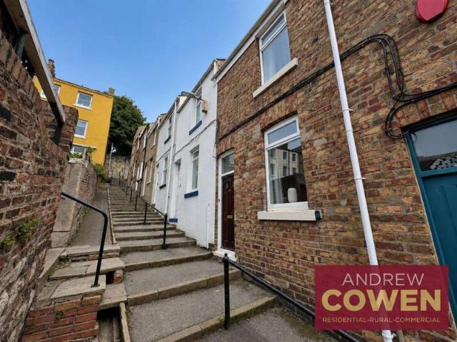 Cottage for sale in The Old Town, Scarborough