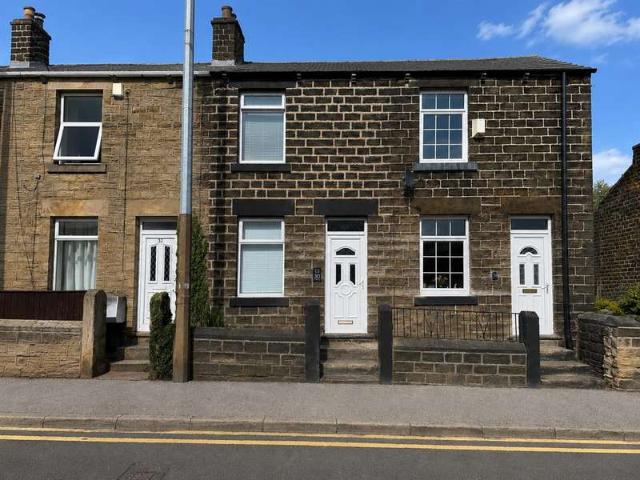 Cottage for sale in Mapplewell, South Yorkshire
