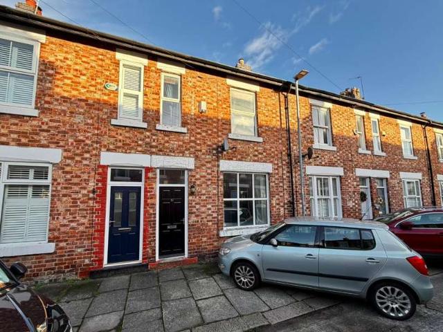 Cottage for sale in Georgia, Greater Manchester