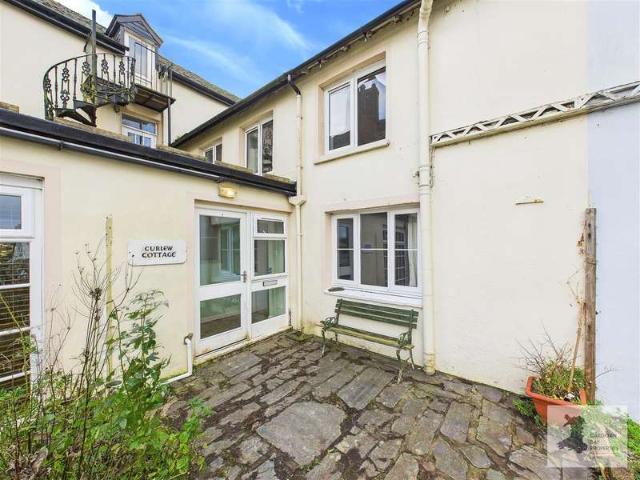 Cottage for sale in St Dogmaels, Wales