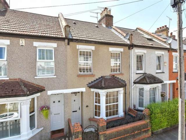 Cottage for sale in London Borough of Croydon, Kenley