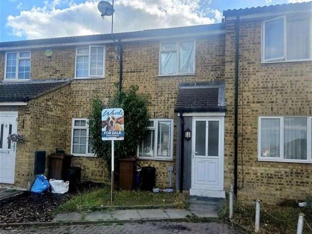 Cottage for sale in Gillingham