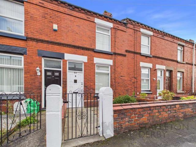 Cottage for sale in St Helens