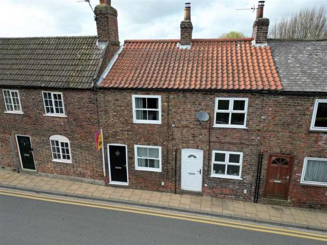 Cottage for sale in Cawood, York and North Yorkshire