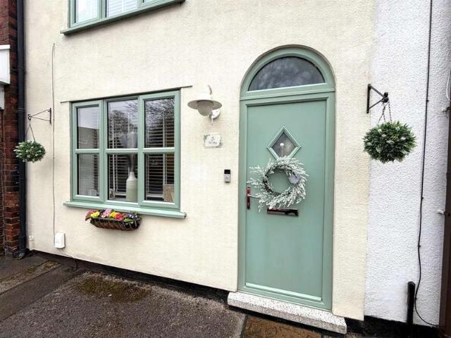 Cottage for sale in Daisy Hill, Lee Bank