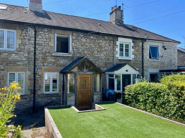 Terraced House for rent in Bath, Shoscombe Vale