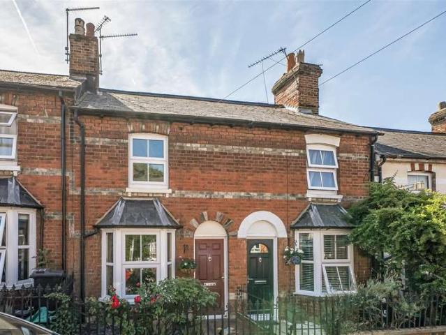 Cottage for sale in Twyford