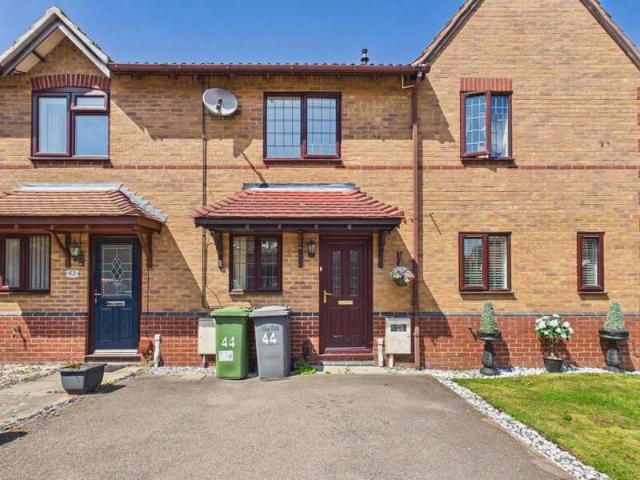 Cottage for sale in Whitestone, Camp Hill