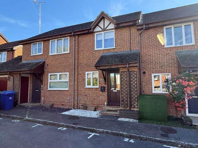 Cottage for sale in Chavey Down, Newell Green
