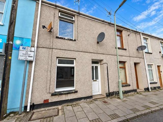 Cottage for sale in Gadlys, Aberdare