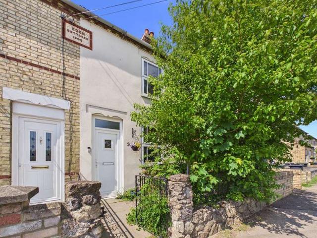 Cottage for sale in Biggleswade, Bedfordshire