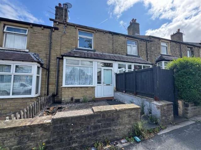 Cottage for sale in Bracken Bank, Bradford