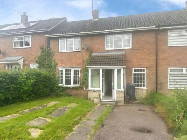 Cottage for rent in Landywood, Great Chatwell