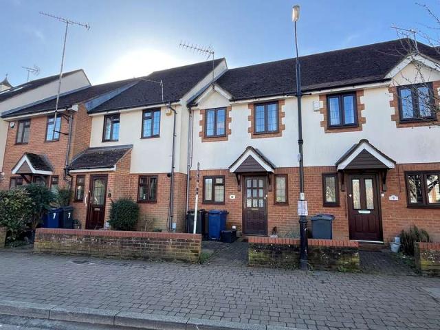 Cottage for sale in Chalfont St. Peter, Denham