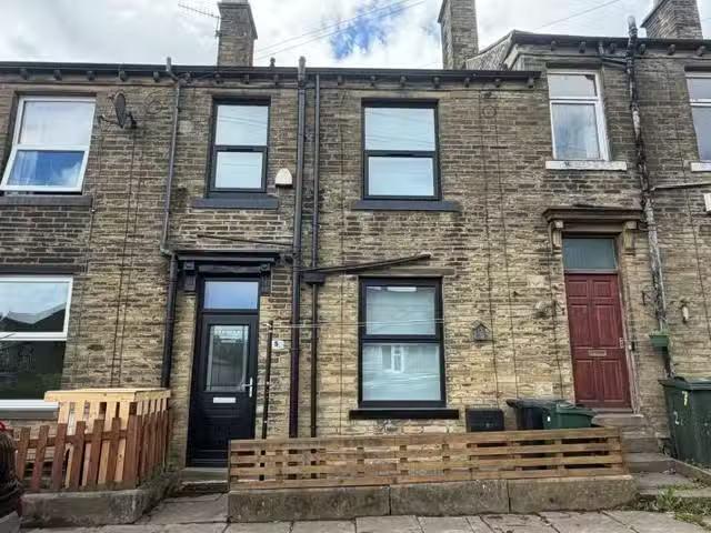 House for rent in Queensbury, West Yorkshire